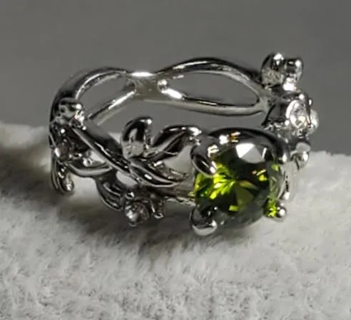 Rings Alice R354 Silver Vine Leaf Light Green Gem Ring