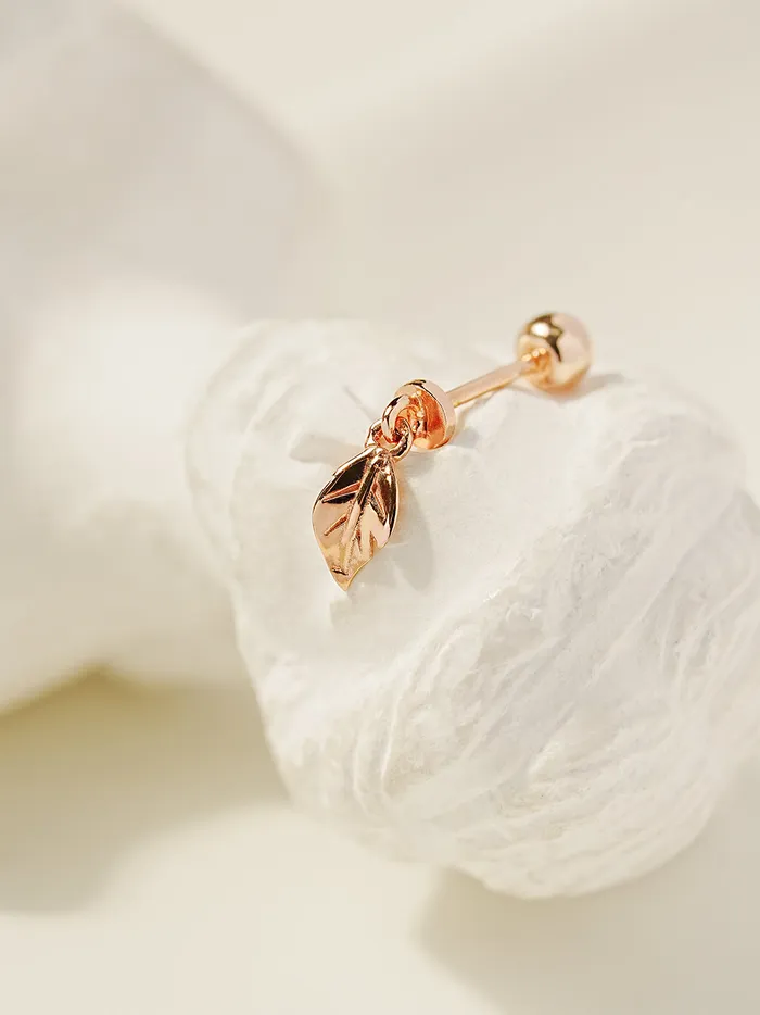 MinimalBijoux Earrings 14K Gold Mini Leaf Drop Cartilage Earring 20G