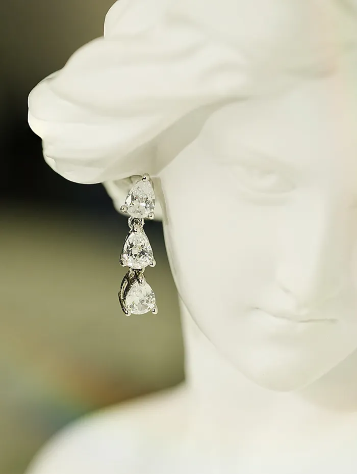 Tear Cubic Drop Cartilage earring MinimalBijoux Earrings