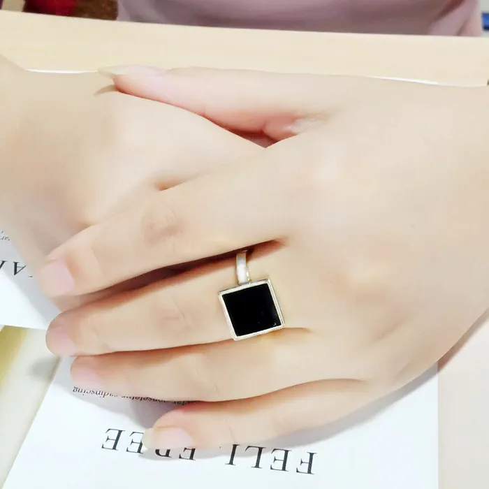 3W1620 Rhodium Brass Ring with Epoxy in Jet Alamode Rings