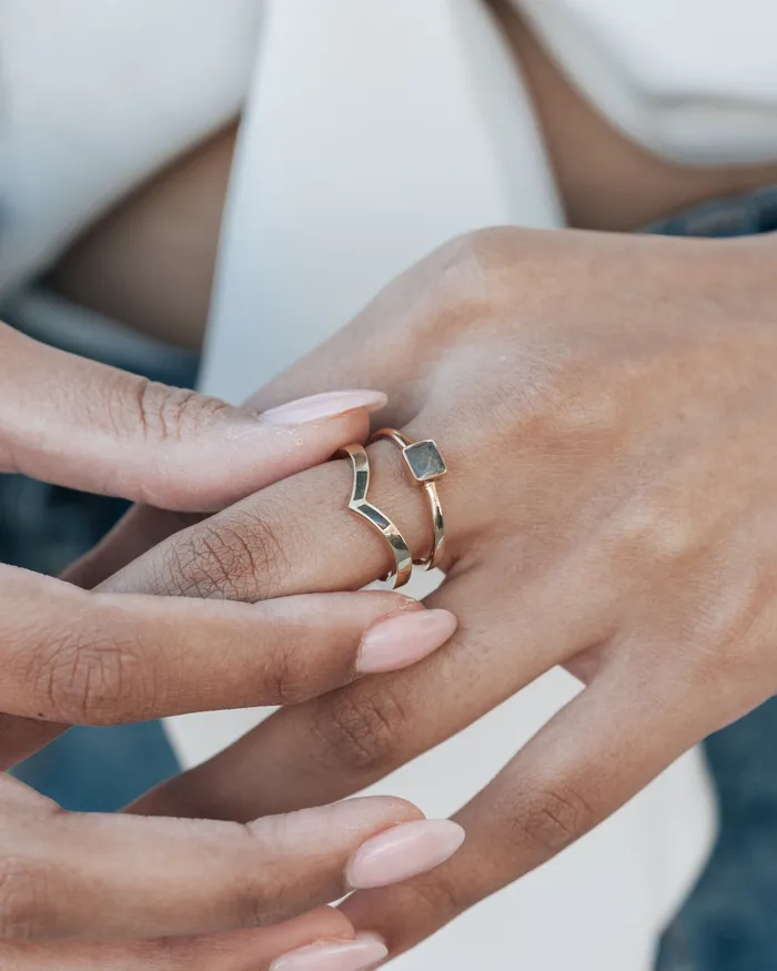 closebymejewelry Chevron Cremation Ring in Sterling Silver Rings