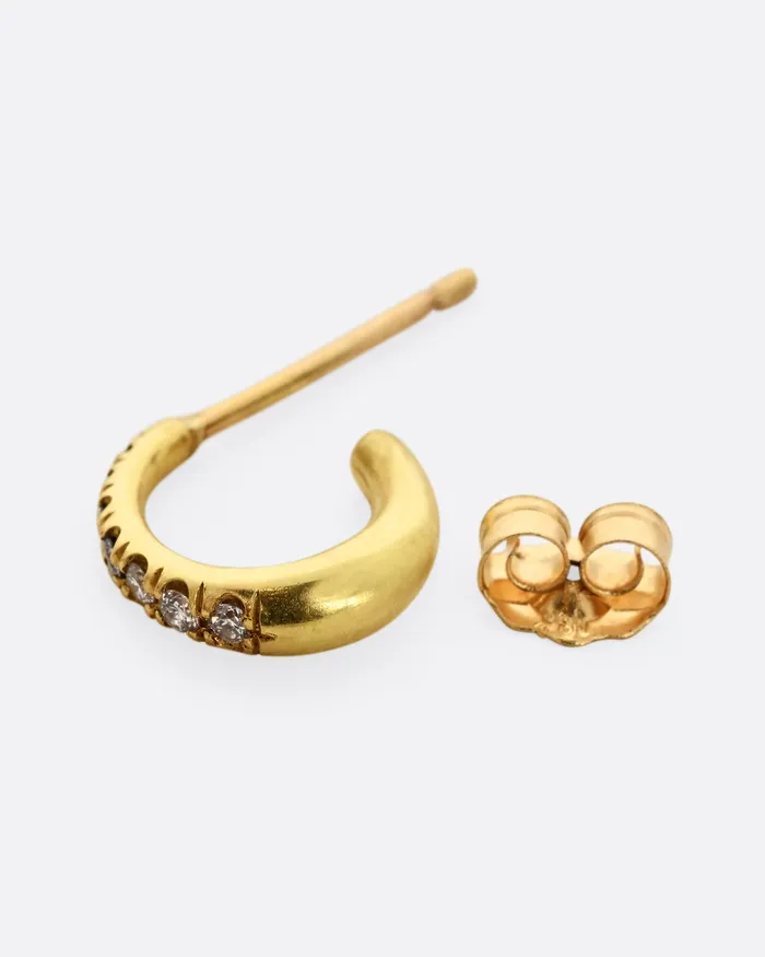 Tapered Diamond Huggie Hoop Earrings DIANA MITCHELL Earrings Tapered Diamond Huggie Hoop Earrings DIANA MITCHELL Earrings