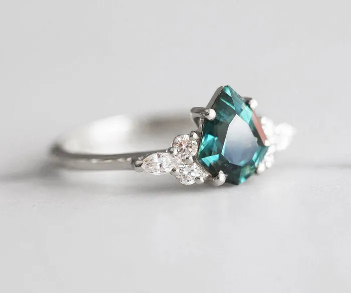 Capucinne Rings Olympia Sapphire Cluster Ring