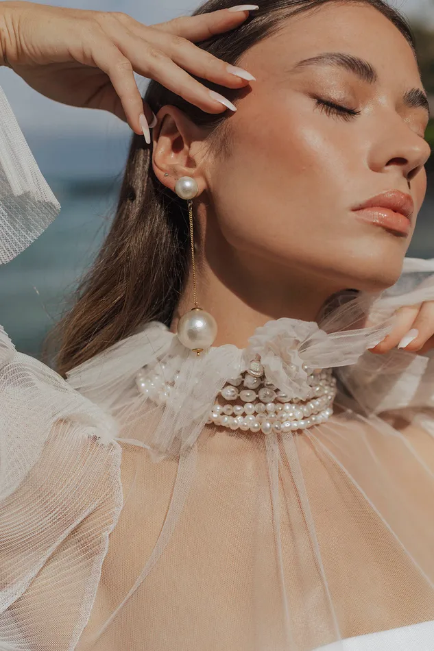 Earrings Untamed Petals Ines Pearl Drop