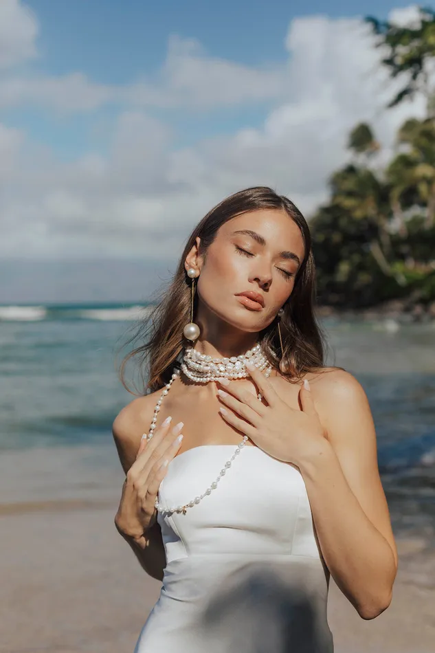 Earrings Untamed Petals Ines Pearl Drop