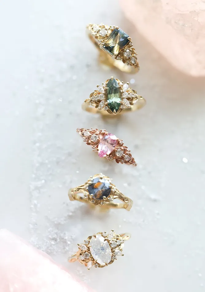 Rings Capucinne Inti Oval milky diamond ring with leaf detail