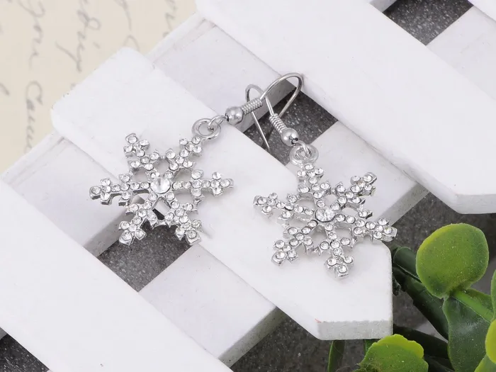 Alilang Christmas Winter Snow Snowflake Ice Cold Dangle Drop Earrings Necklace Set Earrings Alilang Christmas Winter Snow Snowflake Ice Cold Dangle Drop Earrings Necklace Set Earrings