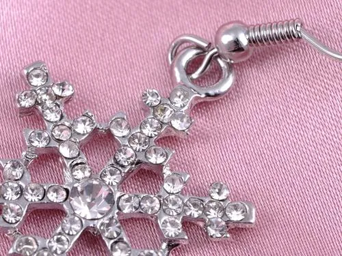 Alilang Christmas Winter Snow Snowflake Ice Cold Dangle Drop Earrings Necklace Set Earrings Alilang Christmas Winter Snow Snowflake Ice Cold Dangle Drop Earrings Necklace Set Earrings