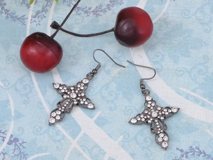 Earrings Alilang Gun Victorian Cross Hook Dangle Earrings Earrings Alilang Gun Victorian Cross Hook Dangle Earrings