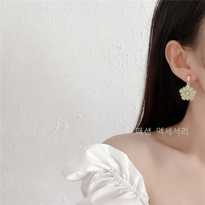 Refined by AnnaKaci Earrings Light Green Stone Flower Earrings Refined by AnnaKaci Earrings Light Green Stone Flower Earrings